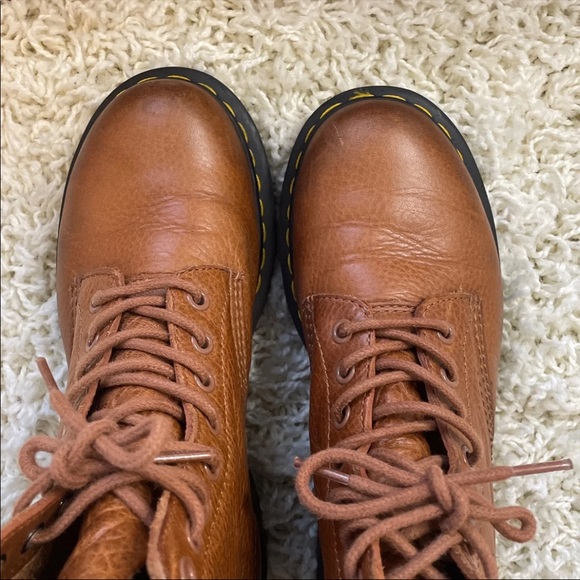 ❗️SOLD❗️Dr. Martens size 7 - Picture 5 of 6